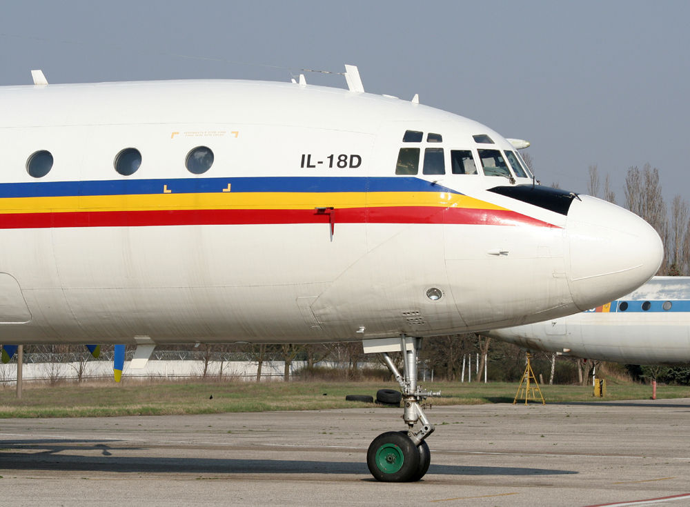 IL-18D Tandem Aero (Grixona) ER-ICS Bild KIV-1022